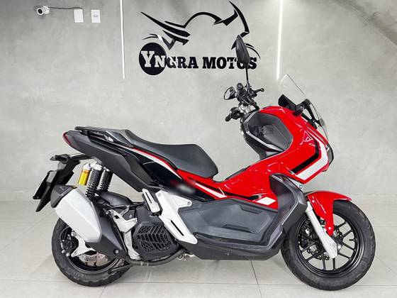 HONDA ADV 